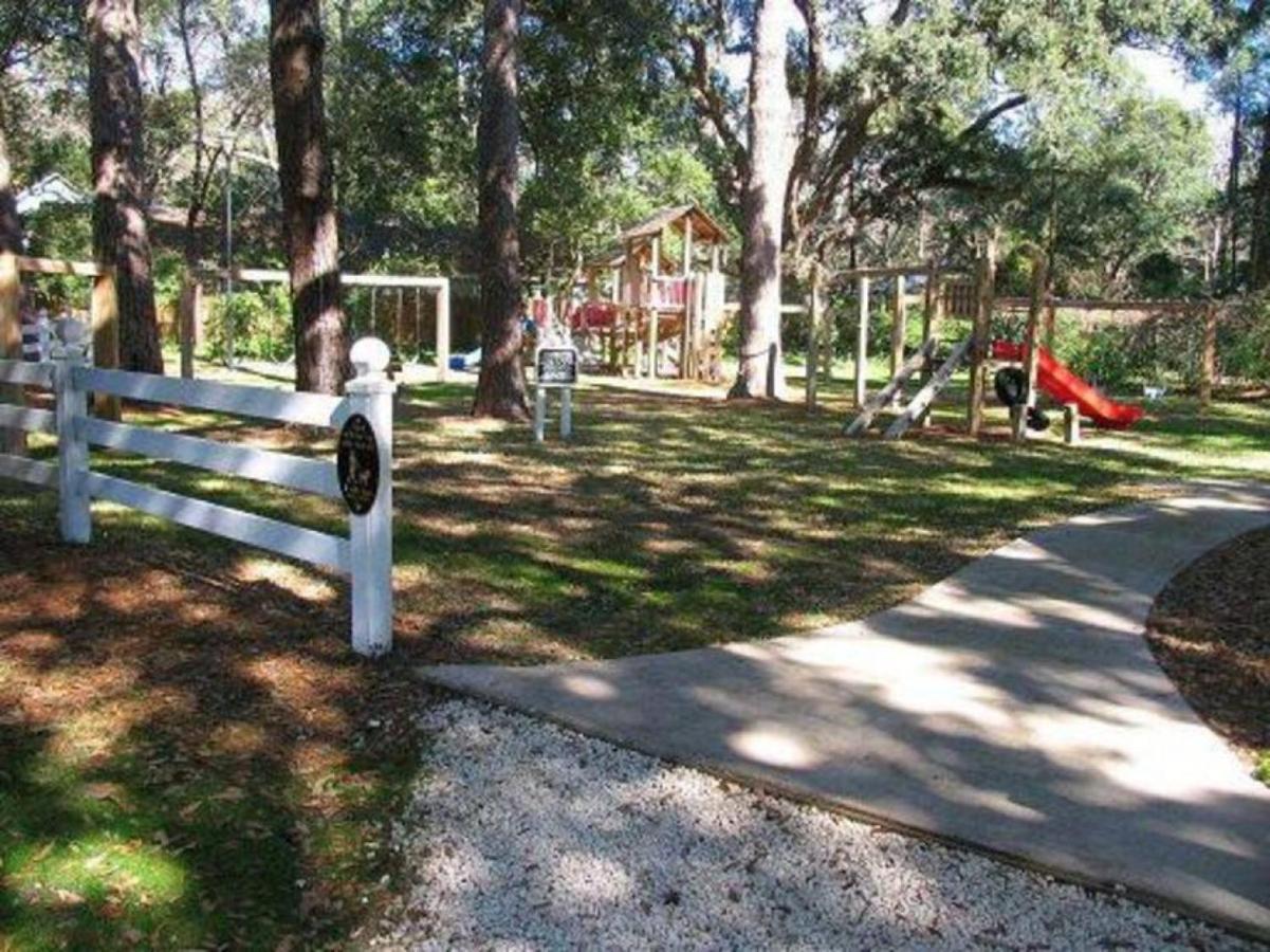 W2 Ocean Walk Resort Upstairs 2 Bed King And Two Twins Next To Back Pool St. Simons Island ภายนอก รูปภาพ